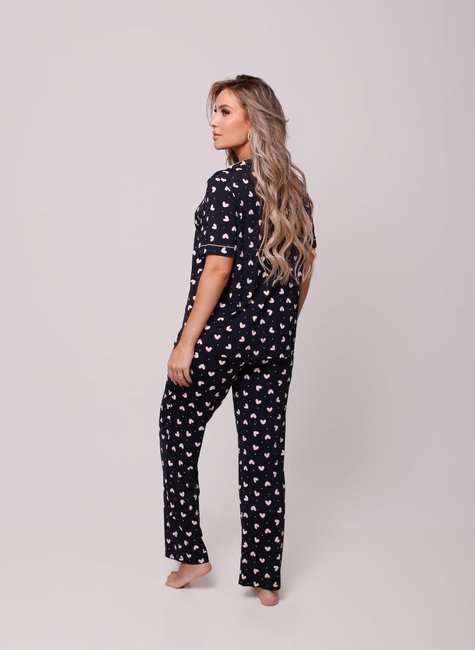 03 pijama longo meia manga americano com calca preto e coracoes