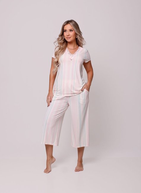 01 pijama meia manga capri feminino listras