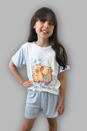 01 pijama curto meia manga capivara filha